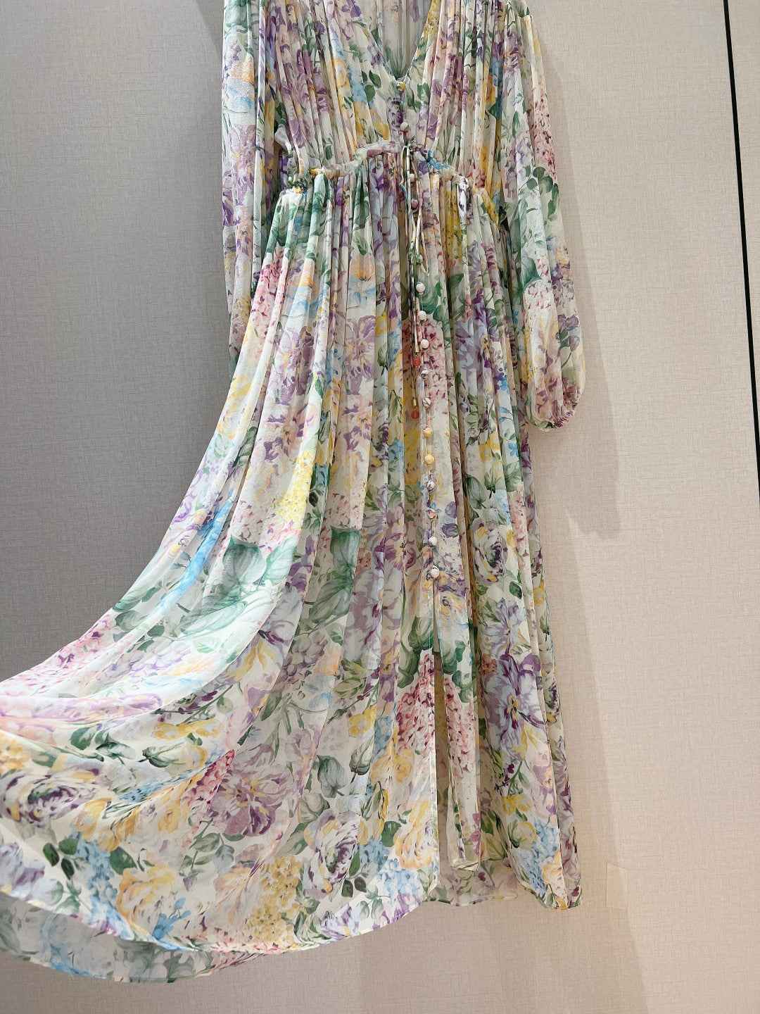 Robe longue en soie taille empire Zimmermann à imprimé floral pêche