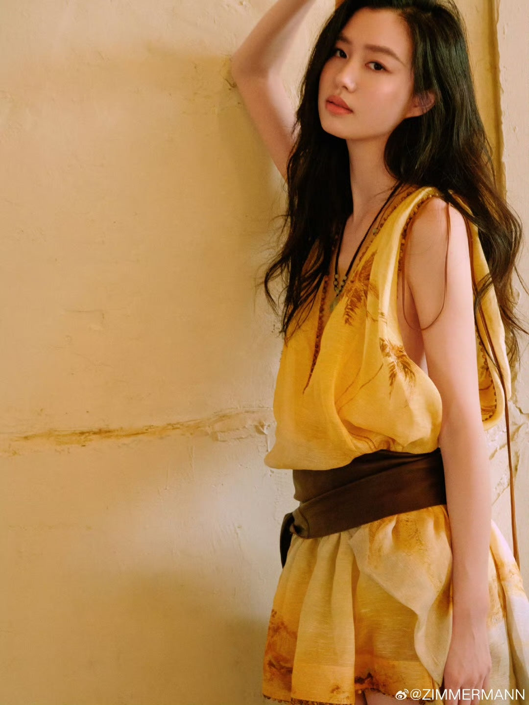 Mini-robe Zimmermann en soie et lin ornée de détails perlés