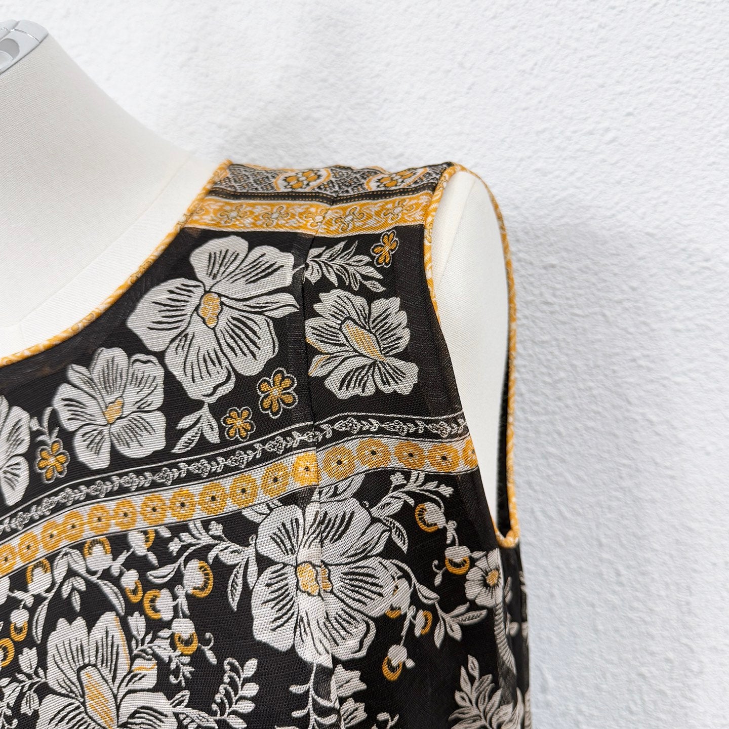 Mini-robe vintage fleurie en lin et soie Zimmermann