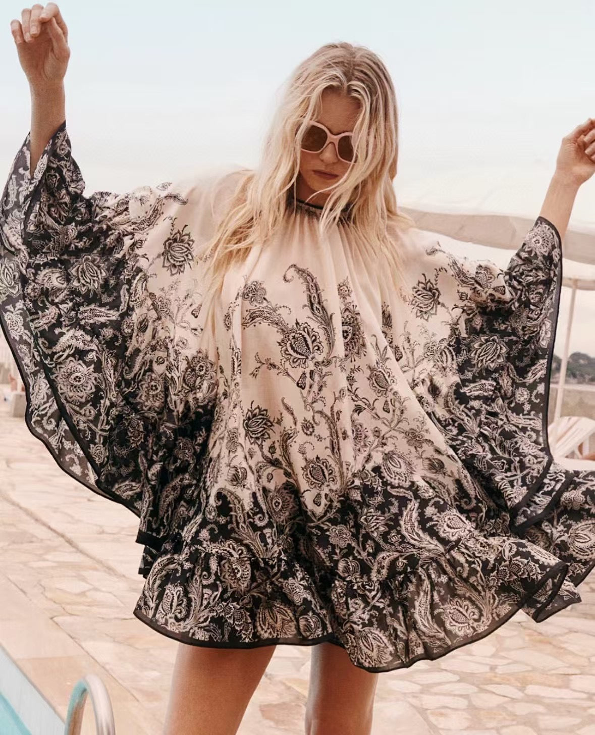 Mini-robe vintage fleurie en lin et soie Zimmermann
